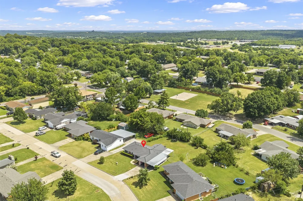 829 W 22nd Ada, OK 74820