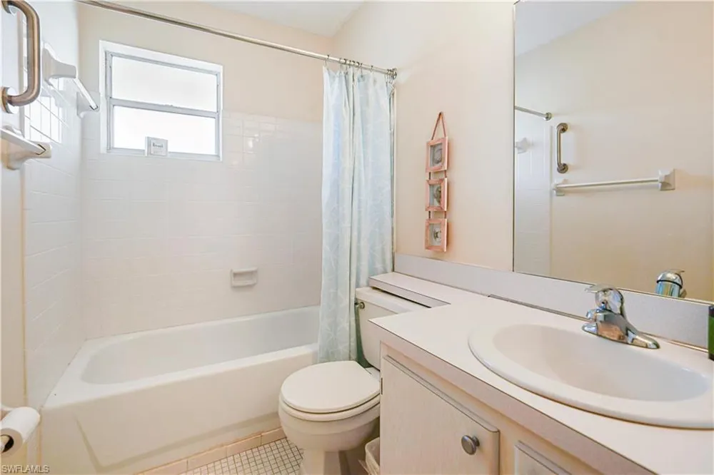 2222 NE 1ST WAY Boynton Beach, FL 33435