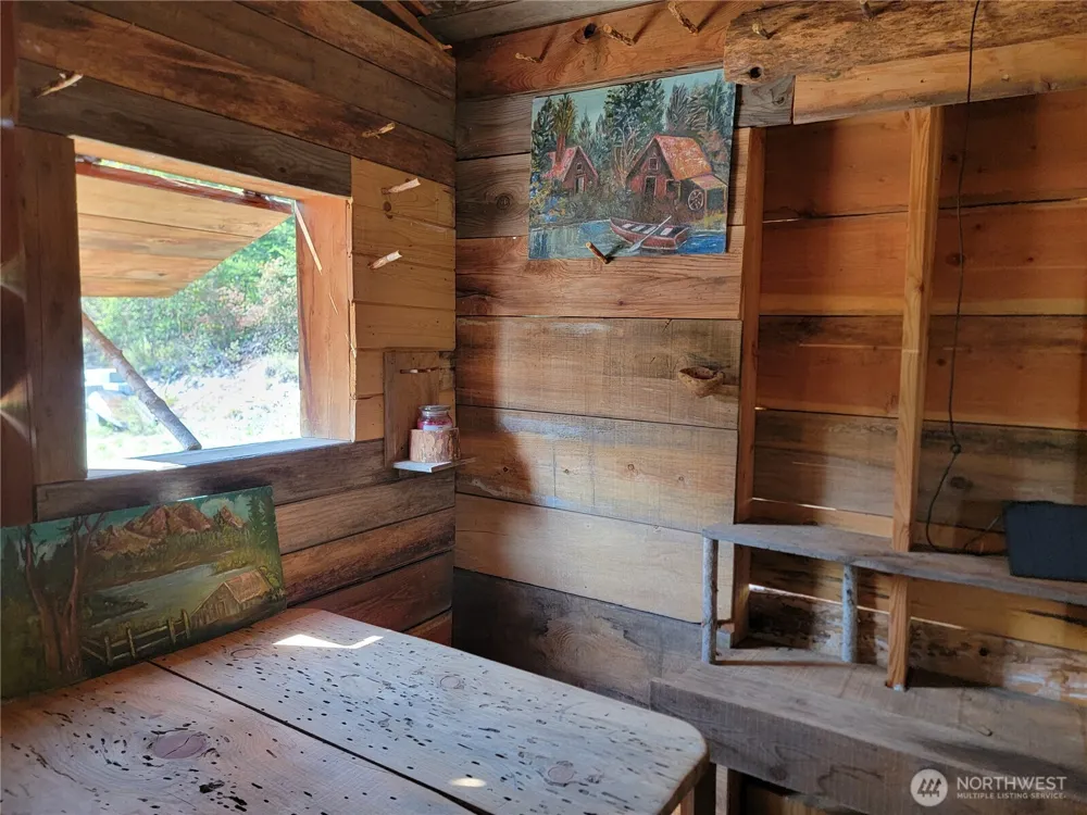 181 New Hope Drive Malo, WA 99150