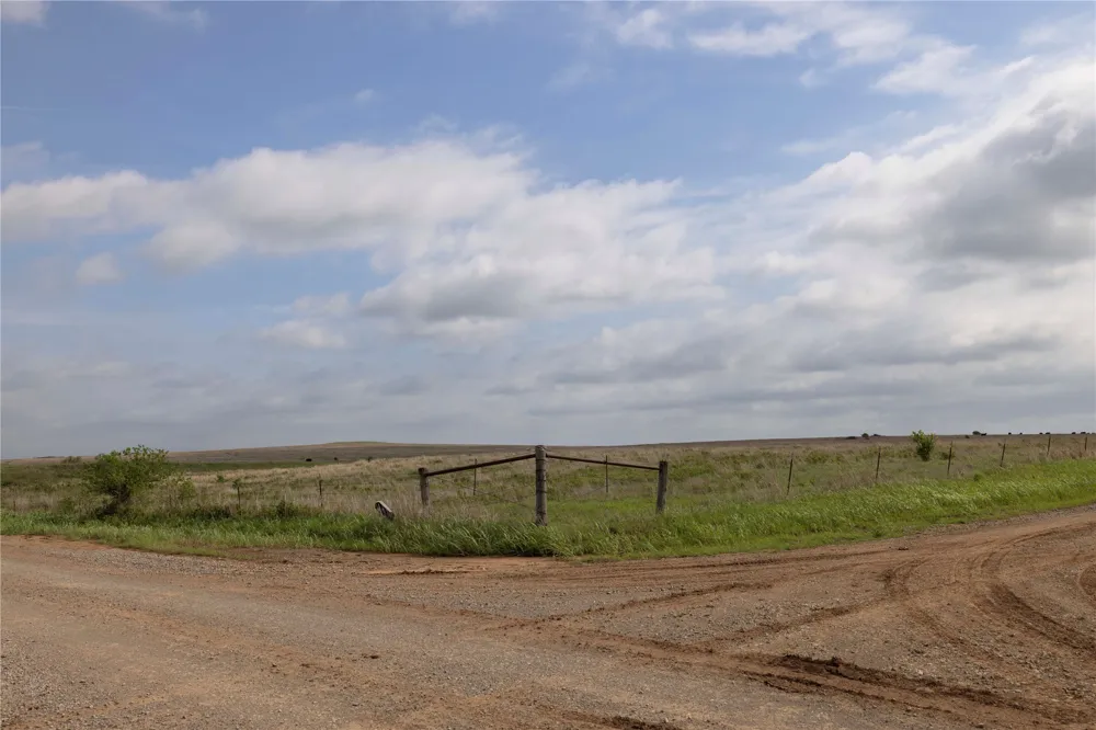 42 E 4500 ROAD Pawnee, OK 73061