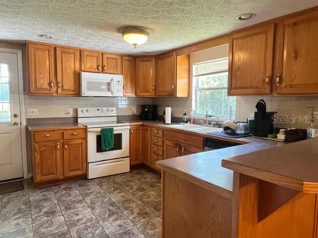 9559 SE STATE ROAD 100 Starke, FL 32091