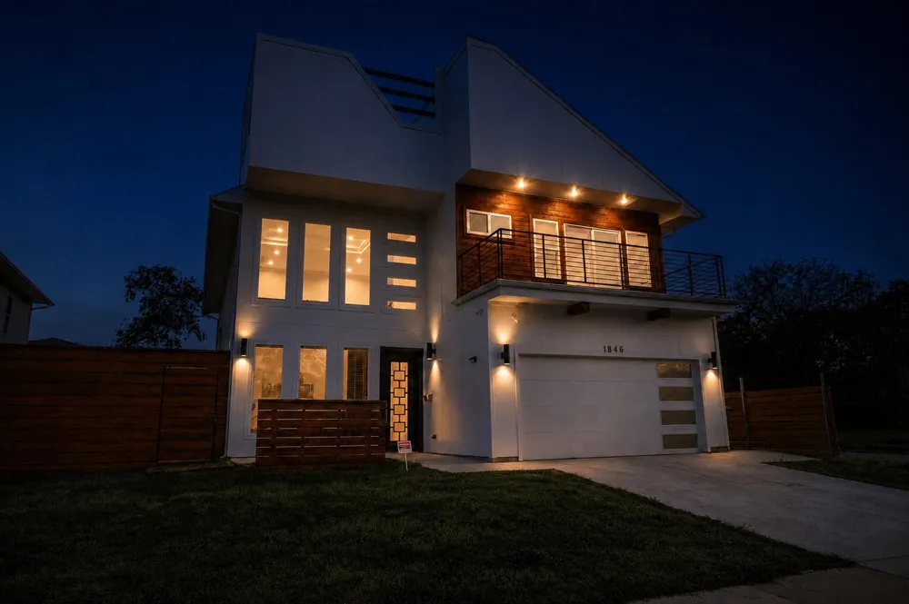1846 Nomas Street Dallas, TX 75212