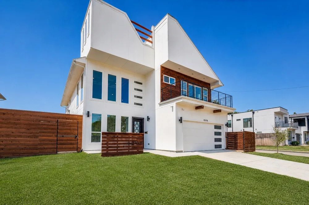 1846 Nomas Street Dallas, TX 75212