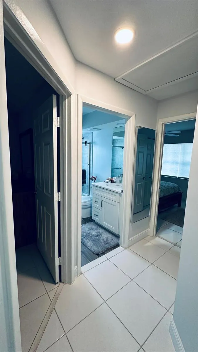 18798 Caspian Circle Boca Raton, FL 33496