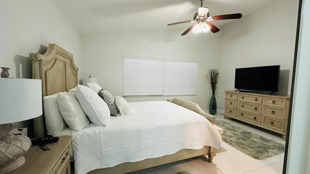 18798 Caspian Circle Boca Raton, FL 33496