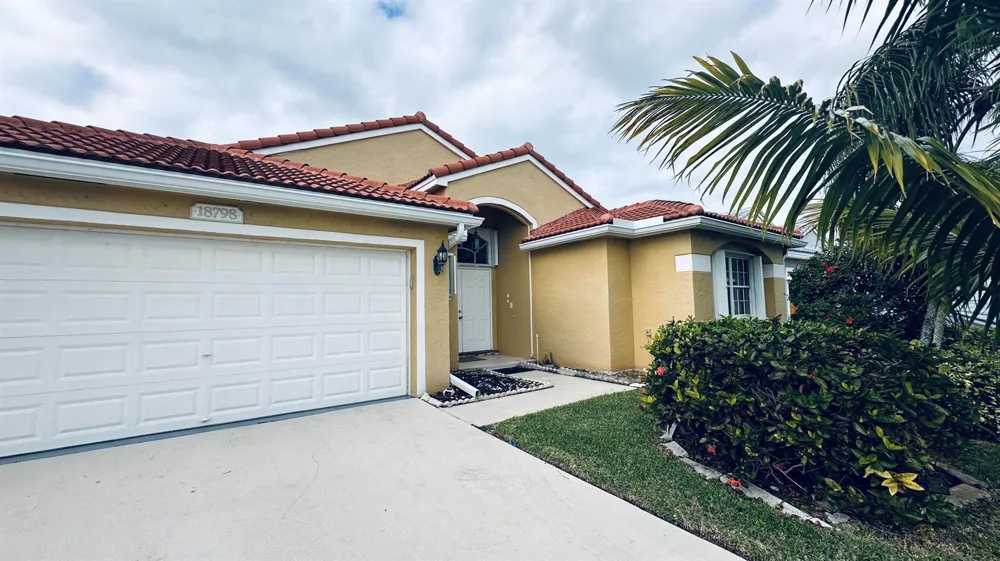 18798 Caspian Circle Boca Raton, FL 33496