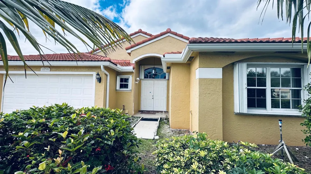 18798 Caspian Circle Boca Raton, FL 33496