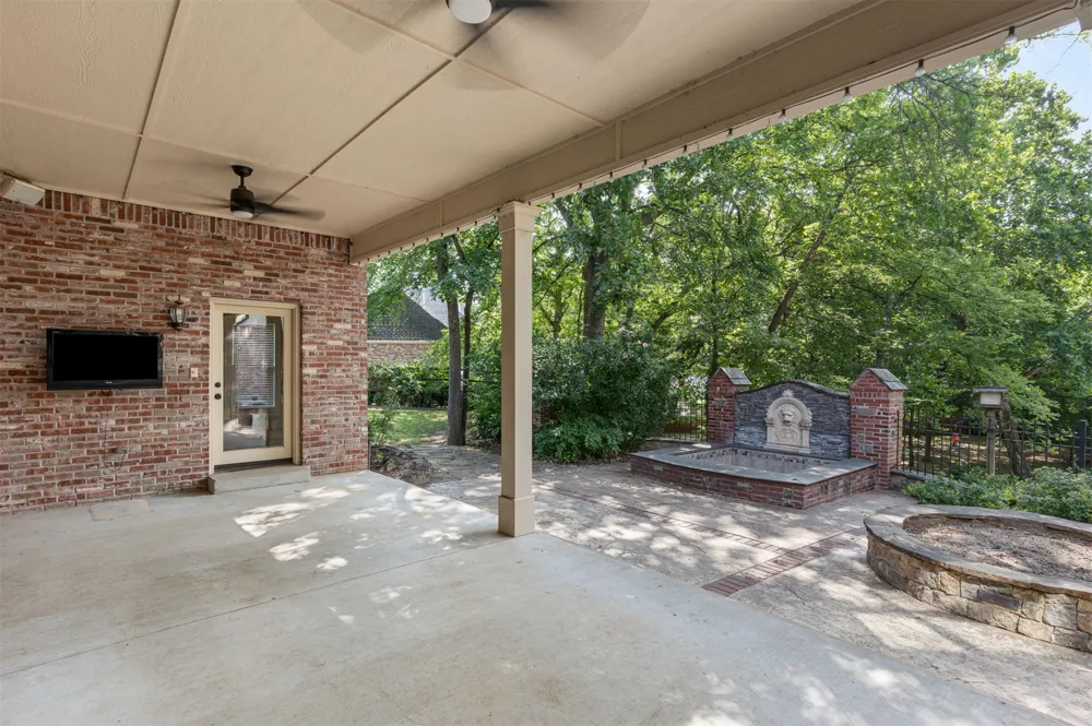 402 E 119th Street S Jenks, OK 74037