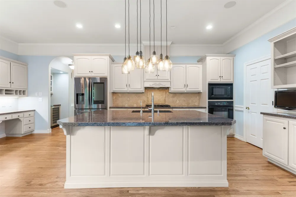 402 E 119th Street S Jenks, OK 74037