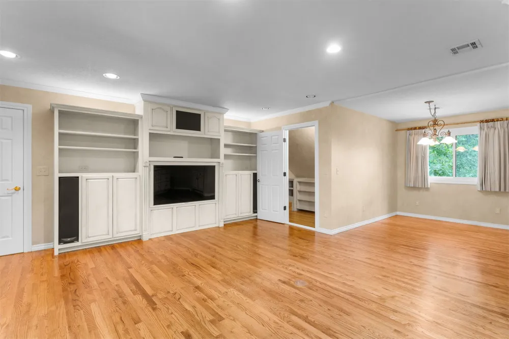 402 E 119th Street S Jenks, OK 74037