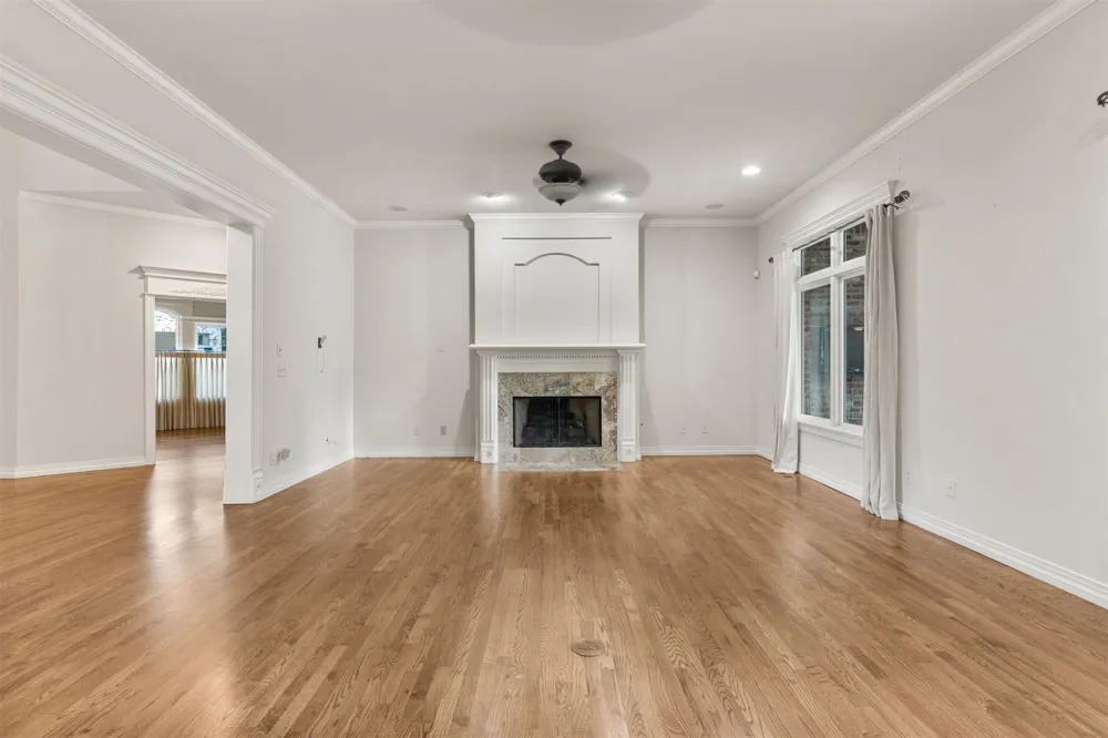 402 E 119th Street S Jenks, OK 74037
