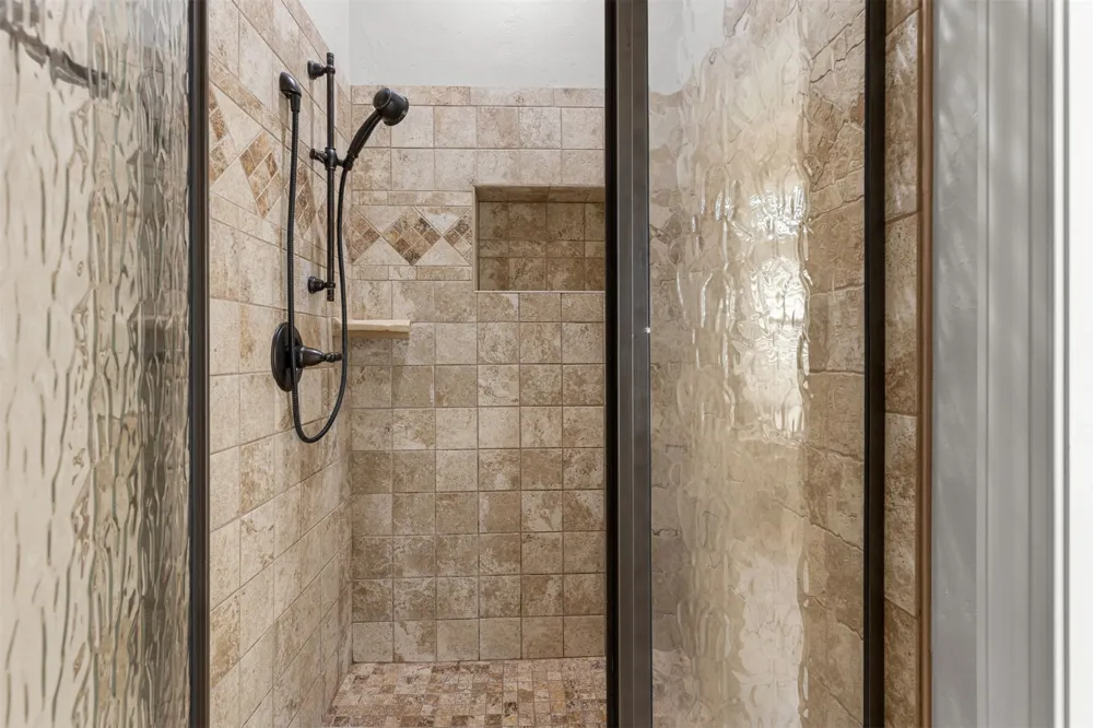 402 E 119th Street S Jenks, OK 74037