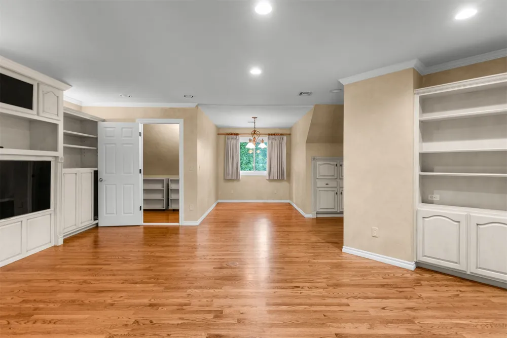 402 E 119th Street S Jenks, OK 74037