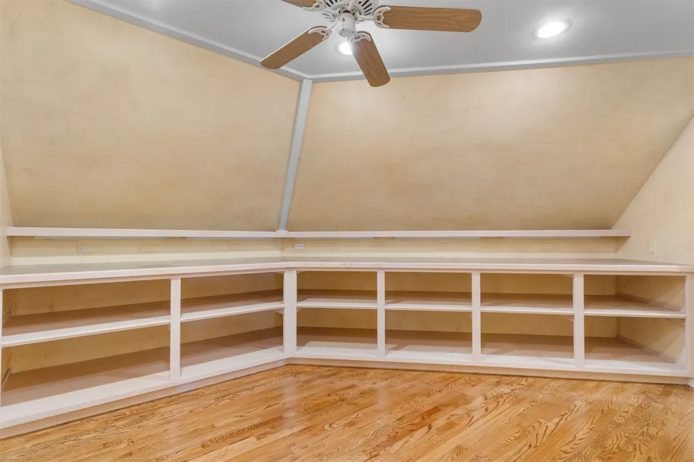 402 E 119th Street S Jenks, OK 74037