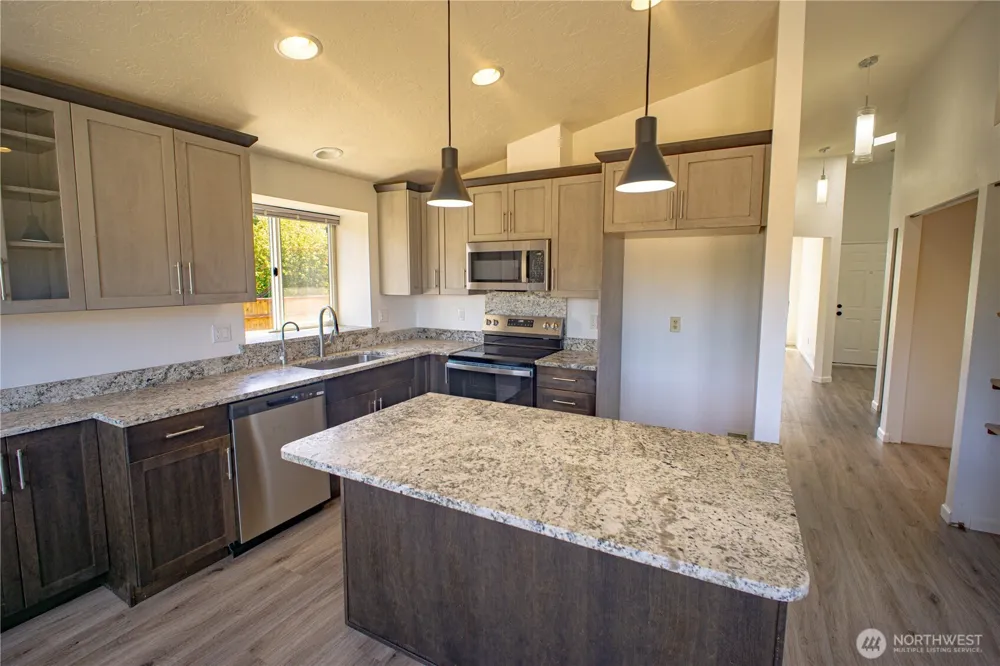 972 E Spruce Street Sequim, WA 98382