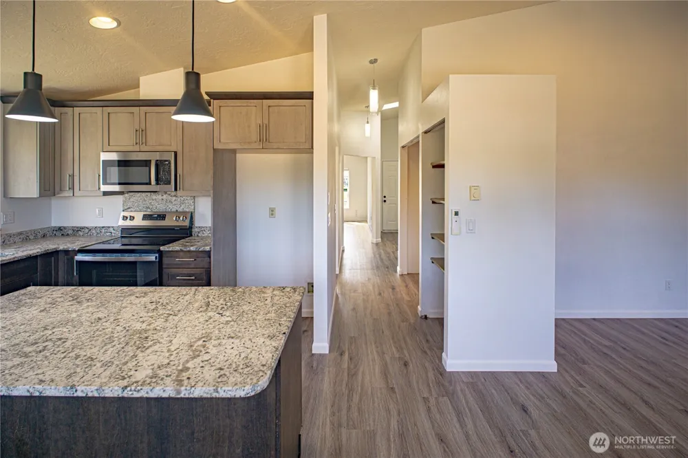 972 E Spruce Street Sequim, WA 98382