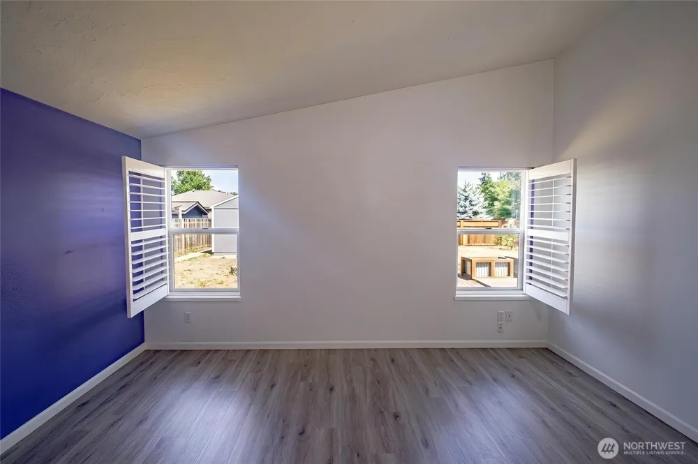 972 E Spruce Street Sequim, WA 98382