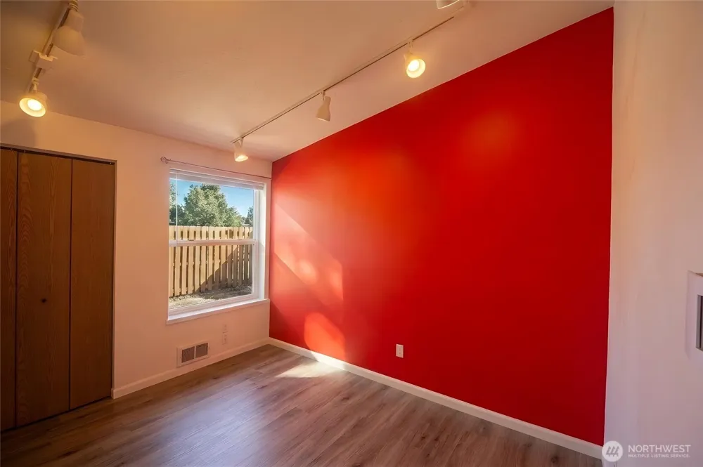 972 E Spruce Street Sequim, WA 98382