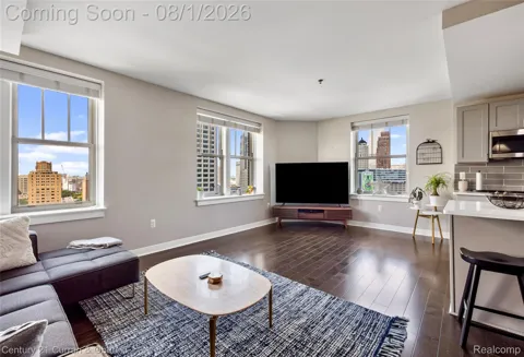 525 W Lafayette #14A