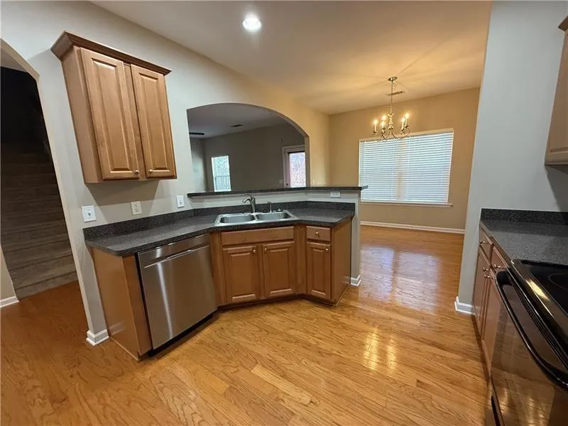 314 Pin Oak Avenue Woodstock, GA 30188