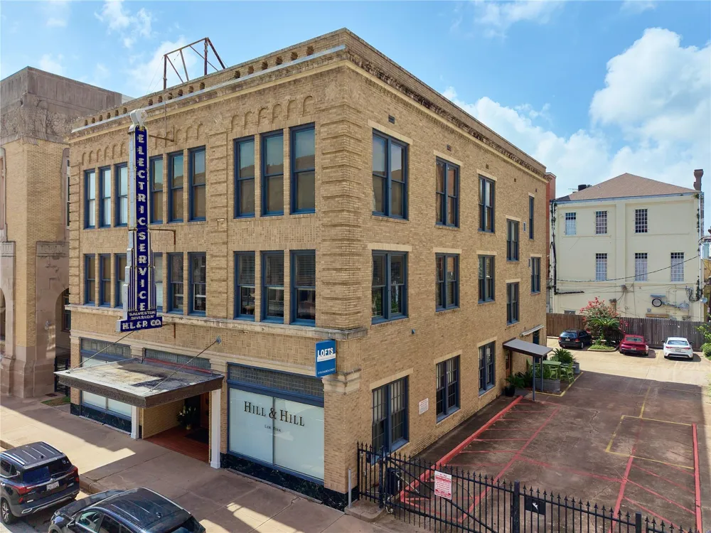 2116 Church Street #3B Galveston, TX 77550