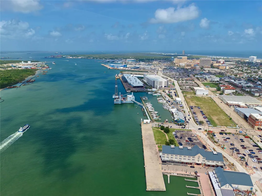 2116 Church Street #3B Galveston, TX 77550