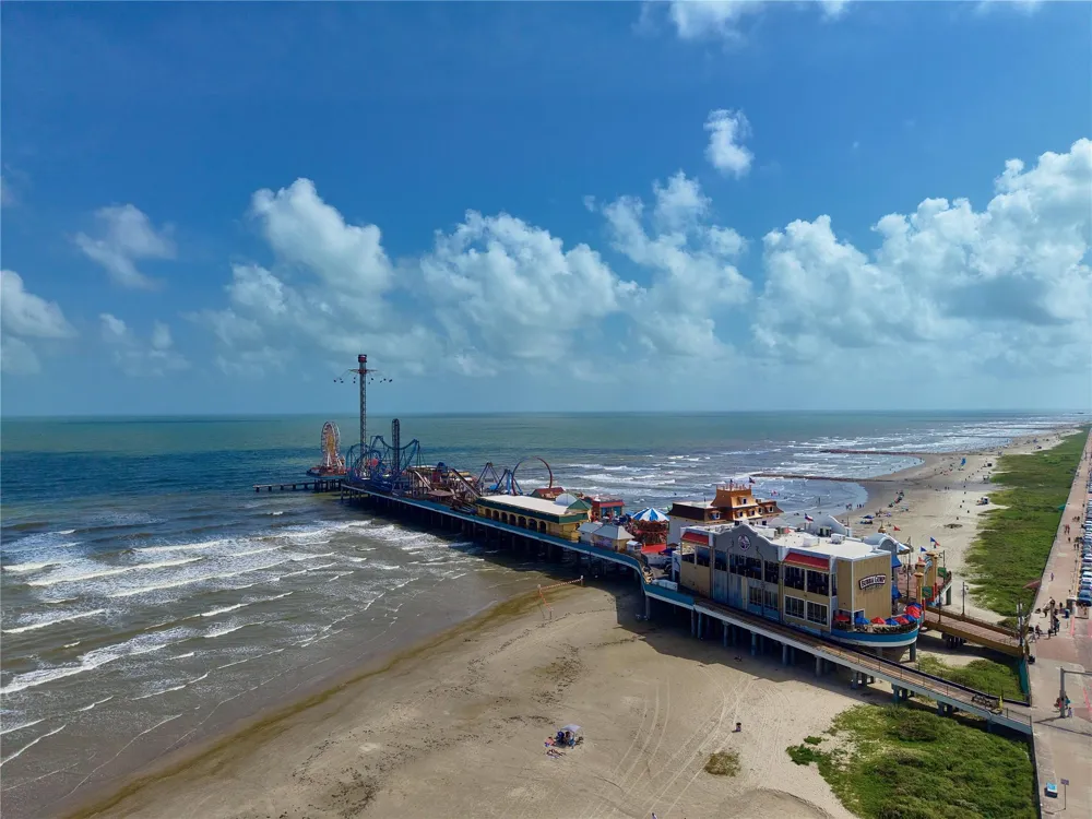 2116 Church Street #3B Galveston, TX 77550