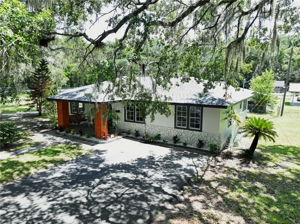 524 EAST AVENUE Brooksville, FL 34601