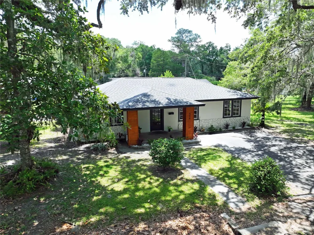 524 EAST AVENUE Brooksville, FL 34601