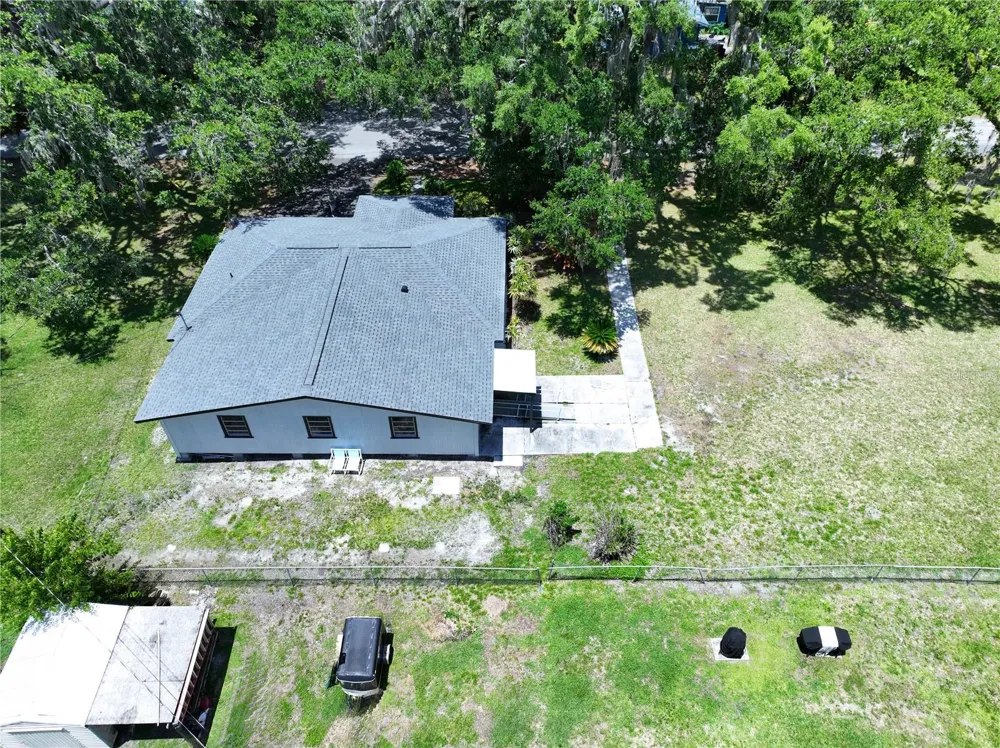 524 EAST AVENUE Brooksville, FL 34601