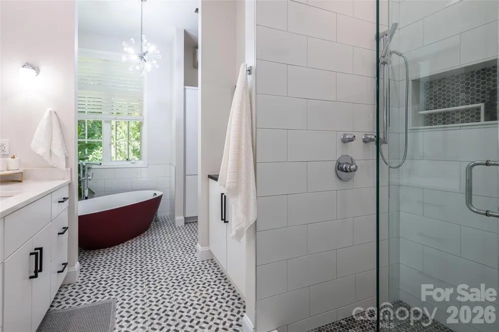 2511 Kanuga Road Hendersonville, NC 28739