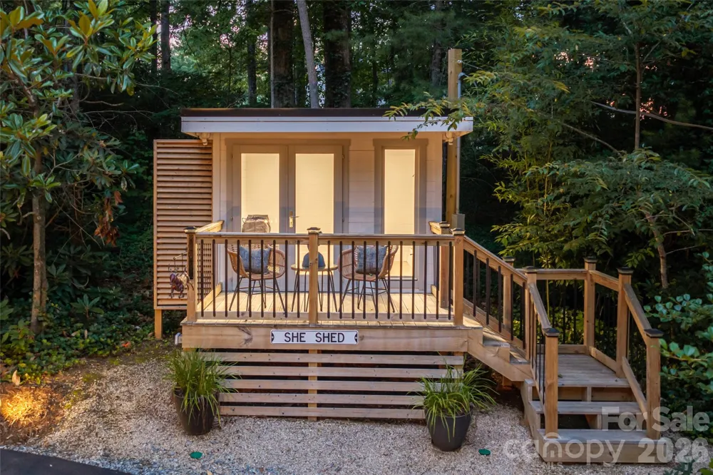 2511 Kanuga Road Hendersonville, NC 28739