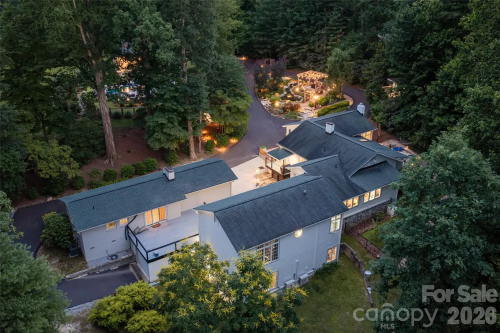 2511 Kanuga Road Hendersonville, NC 28739