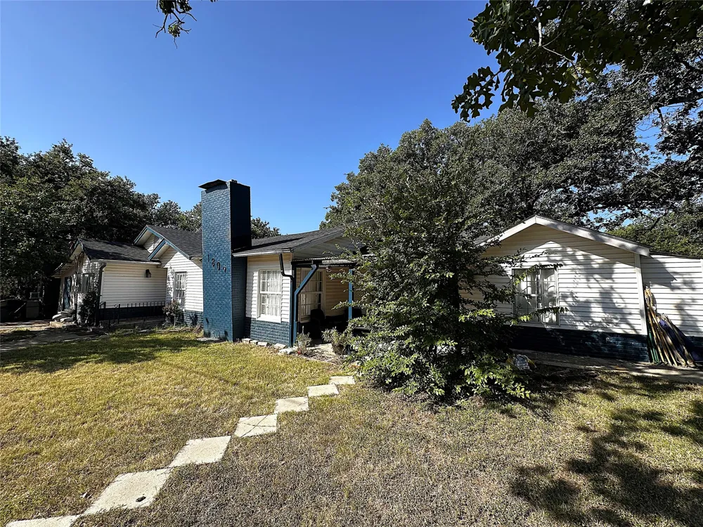 1809 12th Street Brownwood, TX 76801