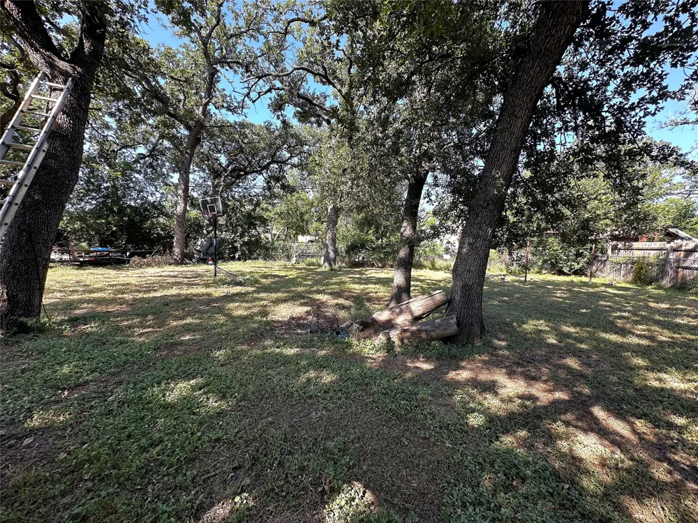 1809 12th Street Brownwood, TX 76801