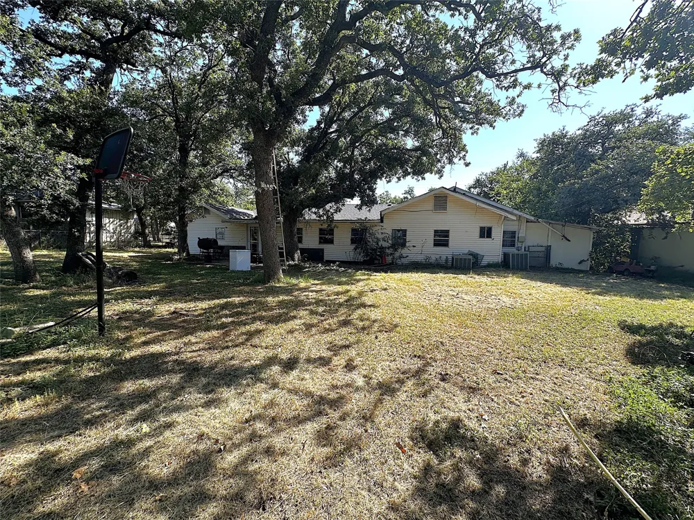 1809 12th Street Brownwood, TX 76801