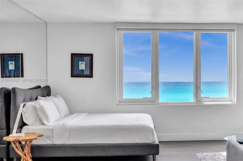 2301 E Collins Ave #1543 Miami Beach, FL 33139