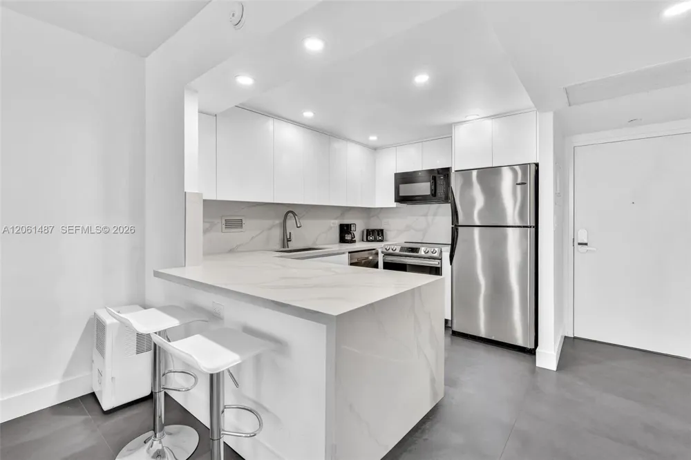2301 E Collins Ave #1543 Miami Beach, FL 33139