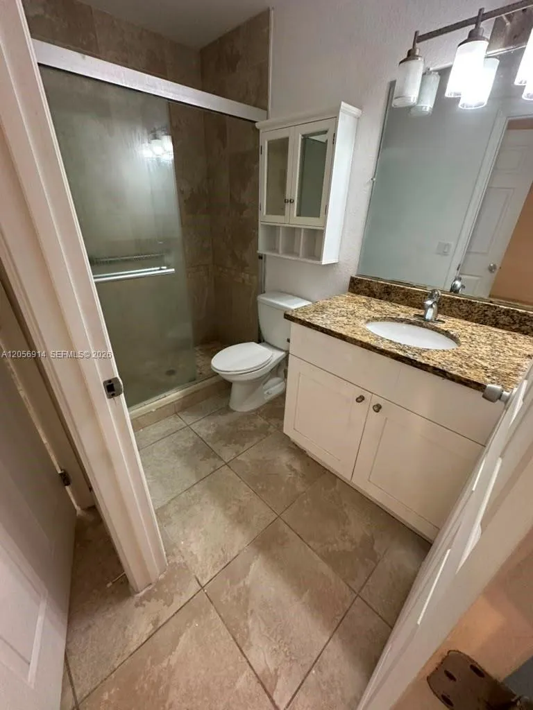 3330 Pinewalk Dr N #1611 Margate, FL 33063