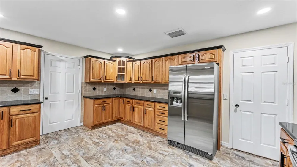 2510 GIBSONIA GALLOWAY ROAD Lakeland, FL 33810