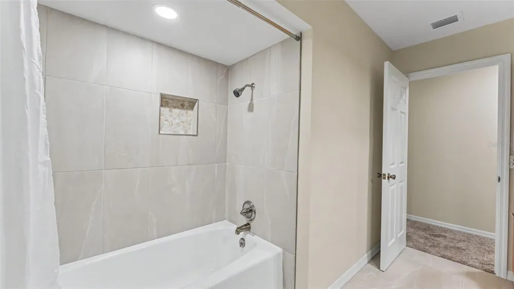 2510 GIBSONIA GALLOWAY ROAD Lakeland, FL 33810