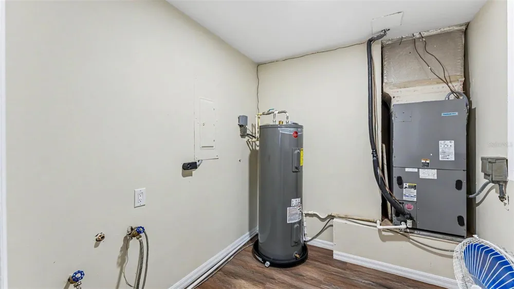 2510 GIBSONIA GALLOWAY ROAD Lakeland, FL 33810