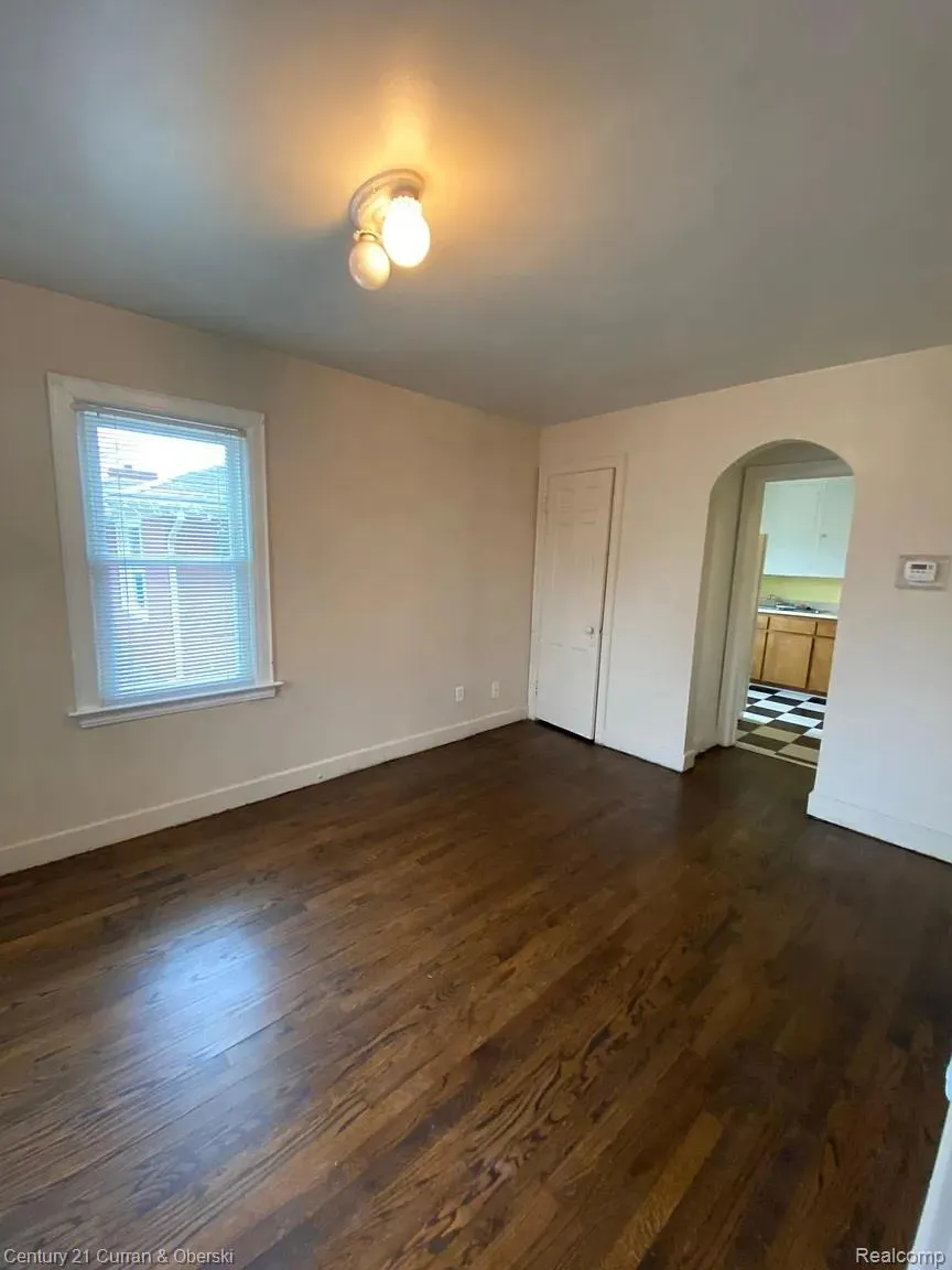 767 Riverbank #1 Street Wyandotte City, MI 48192