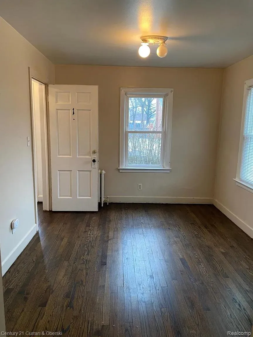 767 Riverbank #1 Street Wyandotte City, MI 48192