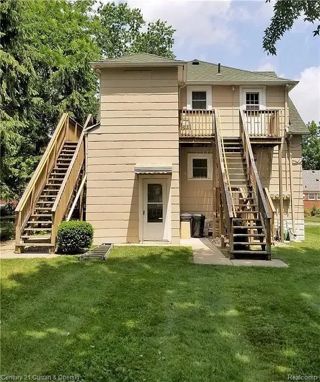 767 Riverbank #1 Street Wyandotte City, MI 48192
