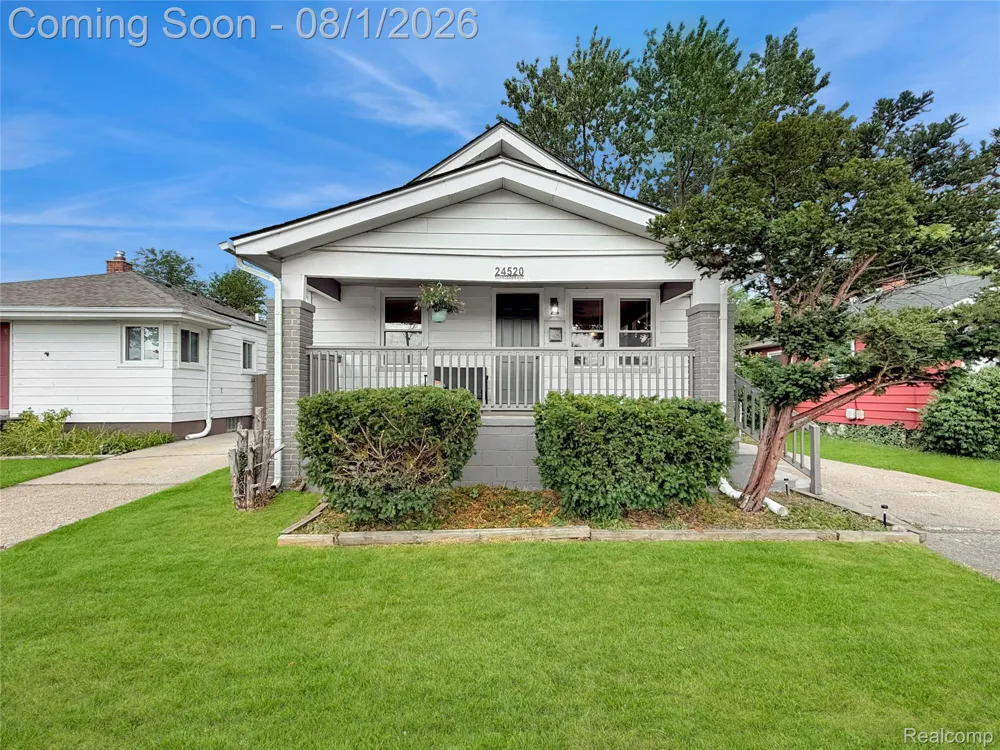 24520 Schroeder Avenue Eastpointe City, MI 48021
