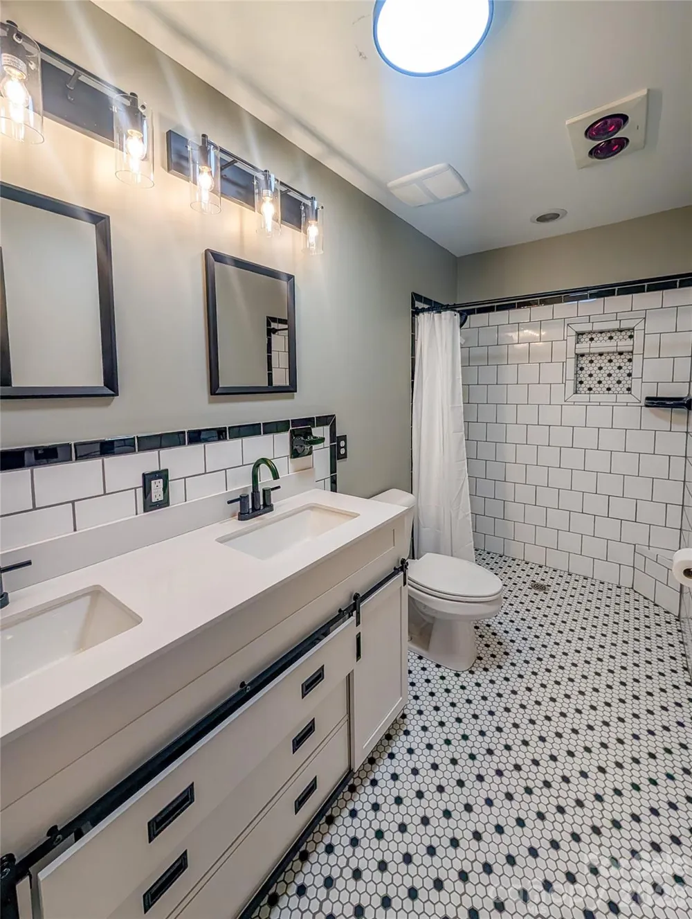 328 Wooded Valley Lane Burnsville, NC 28714