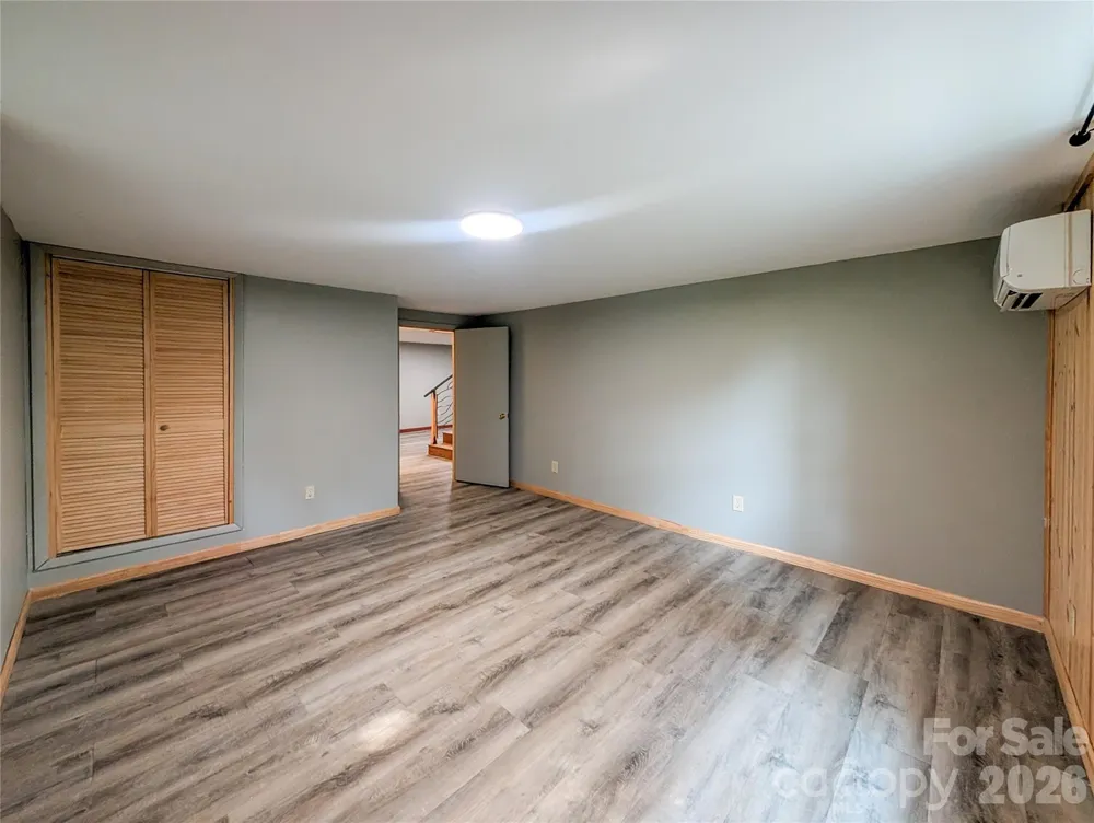 328 Wooded Valley Lane Burnsville, NC 28714