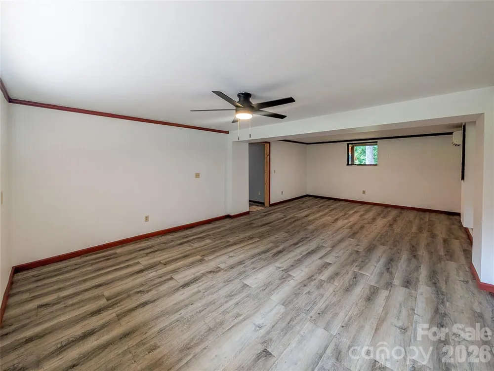 328 Wooded Valley Lane Burnsville, NC 28714