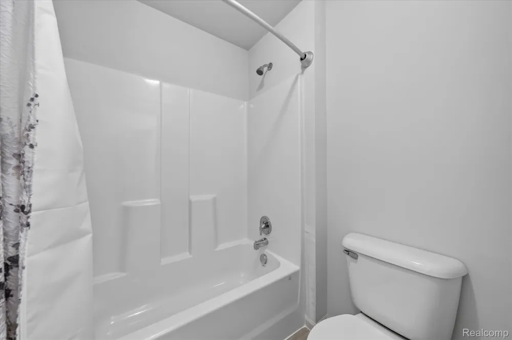 1585 Weeping Willow Court Superior Charter Township, MI 48198